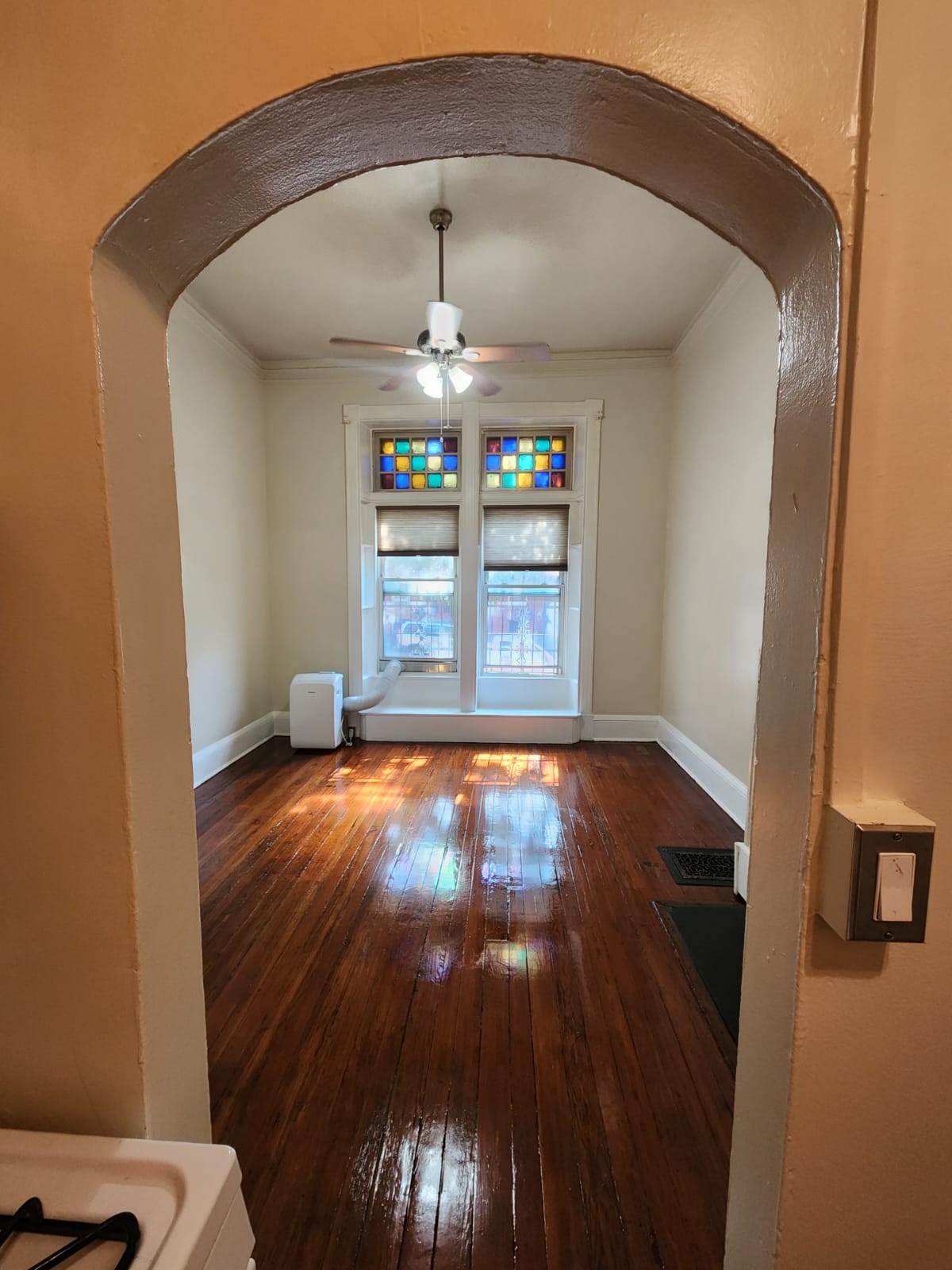 2106 Saint Paul Street - 1F (Studio Apartment for Rent in Baltimore** Utilities Included!)